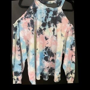 Cold shoulder tie-dye long sleeve sweater✨